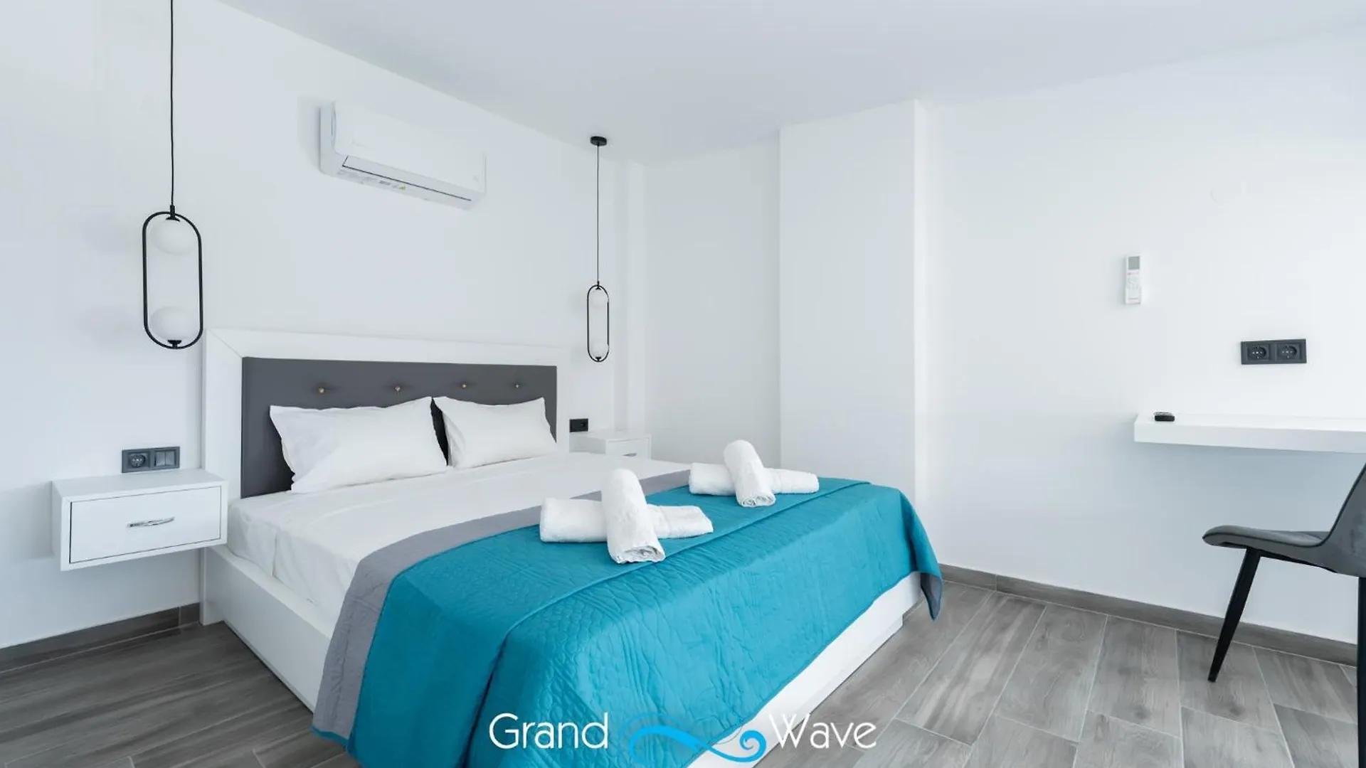 Appartement Grand Wave Luxury Suites Flogita